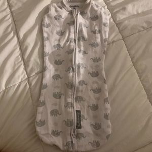 Baby swaddles